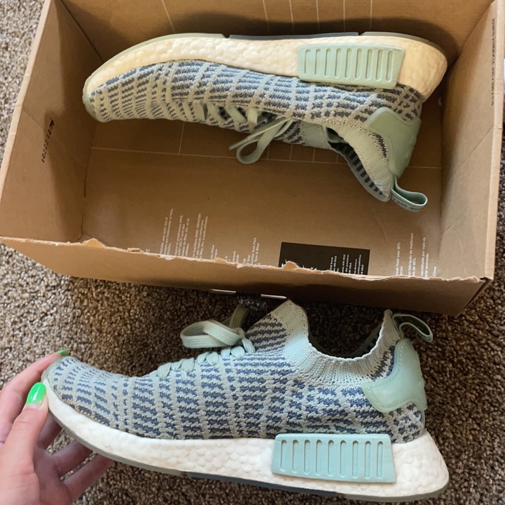 Addidas ultra boost worn once